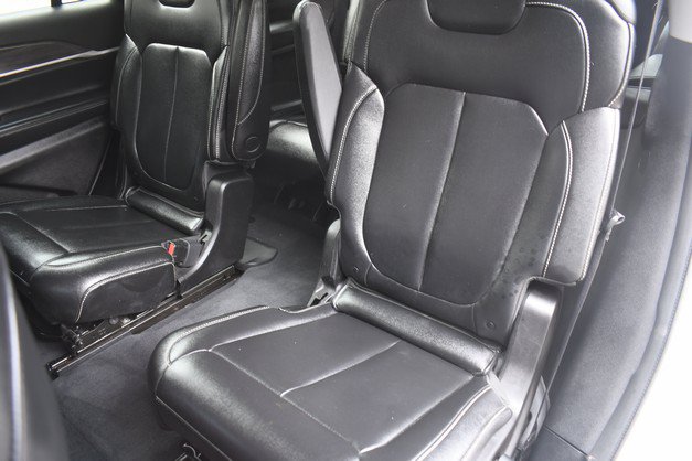 Used 2023 Jeep Grand Cherokee L Limited AWD/4WD image 22