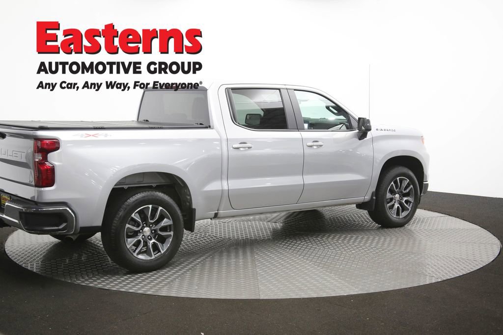 Used 2022 Chevrolet Silverado 1500 LT AWD/4WD image 44
