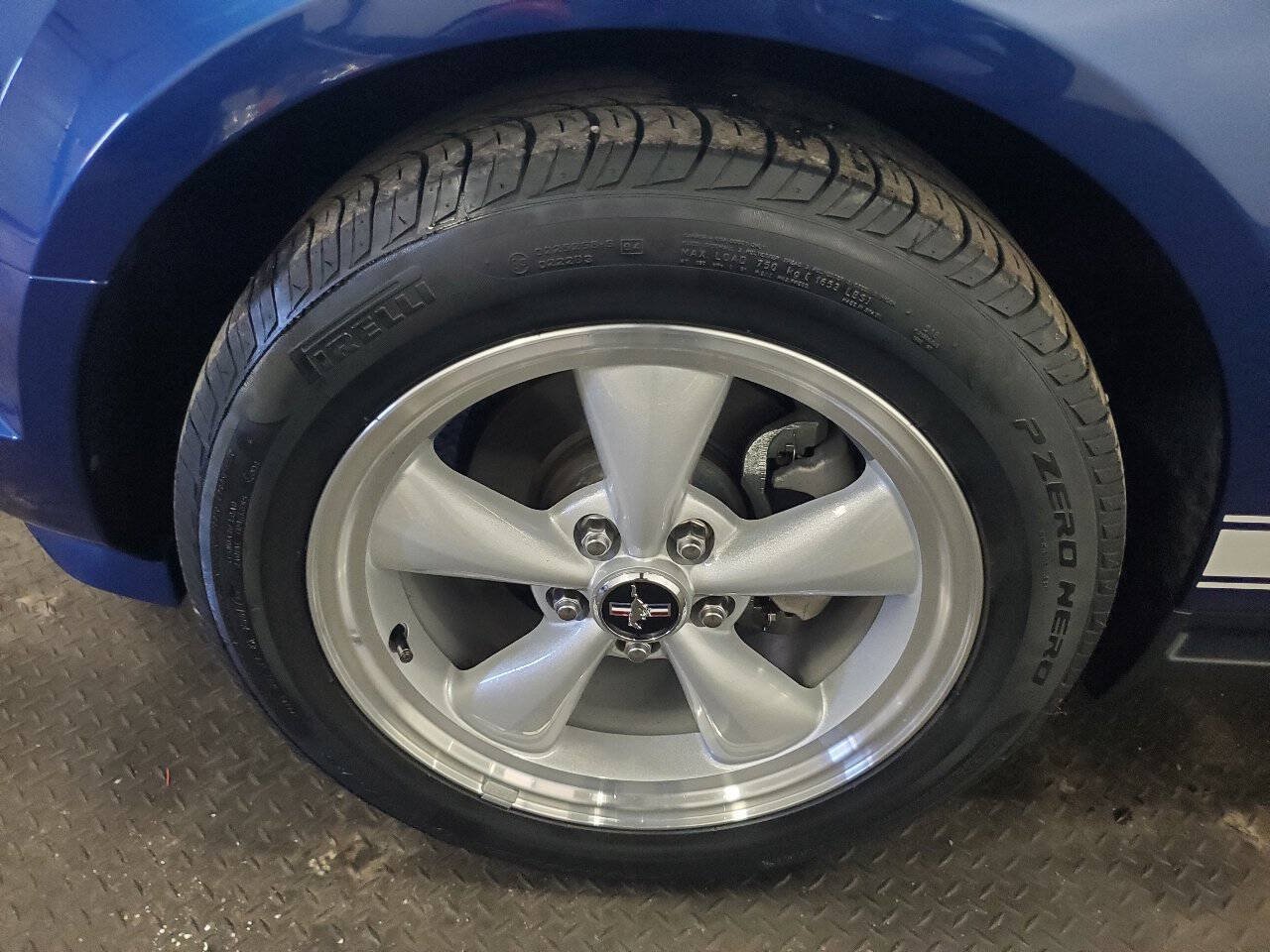 Used 2007 Ford Mustang Premium RWD image 18