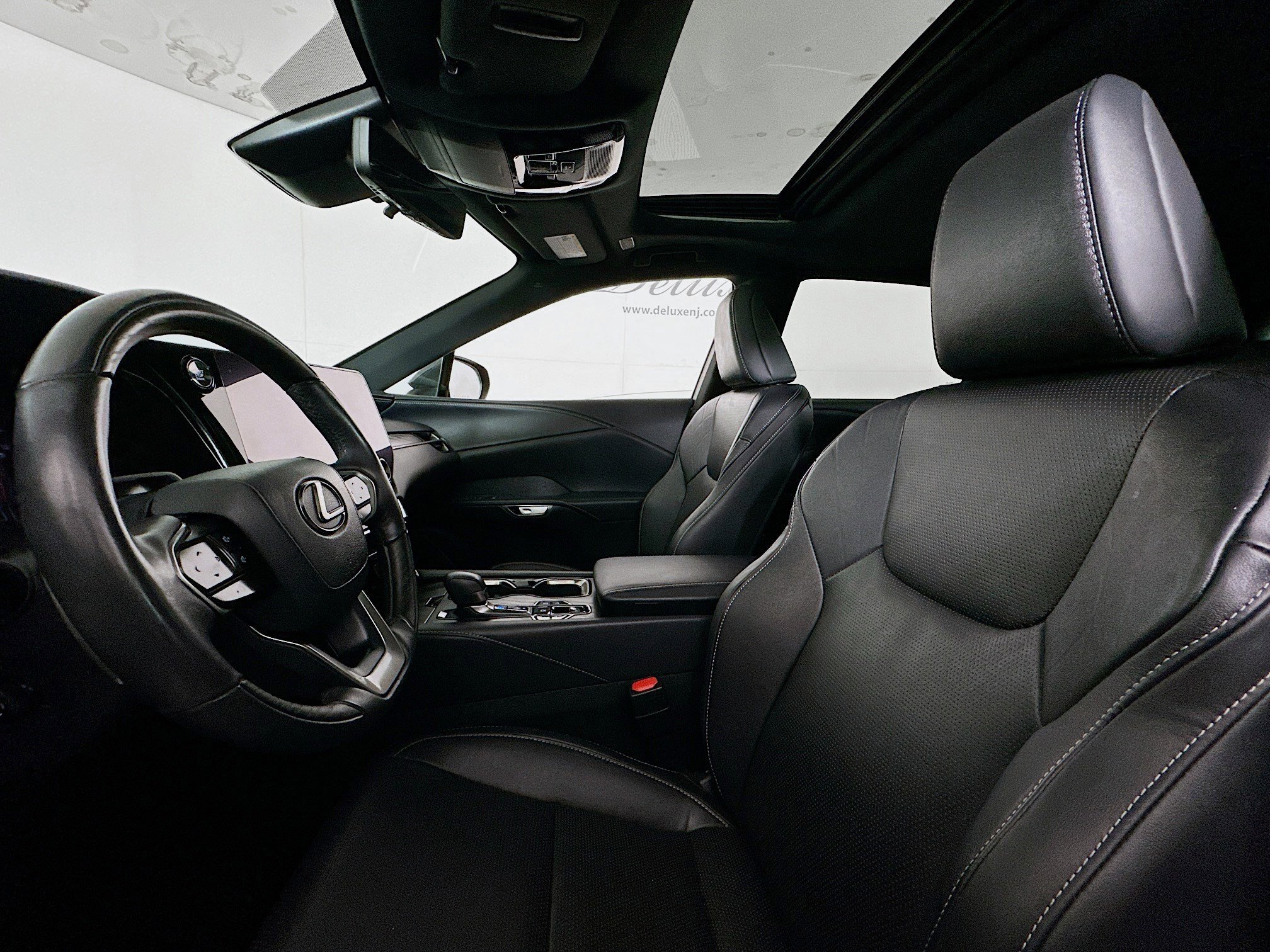 Used 2024 Lexus RX 350 Premium Plus w/ Convenience Package AWD/4WD image 10