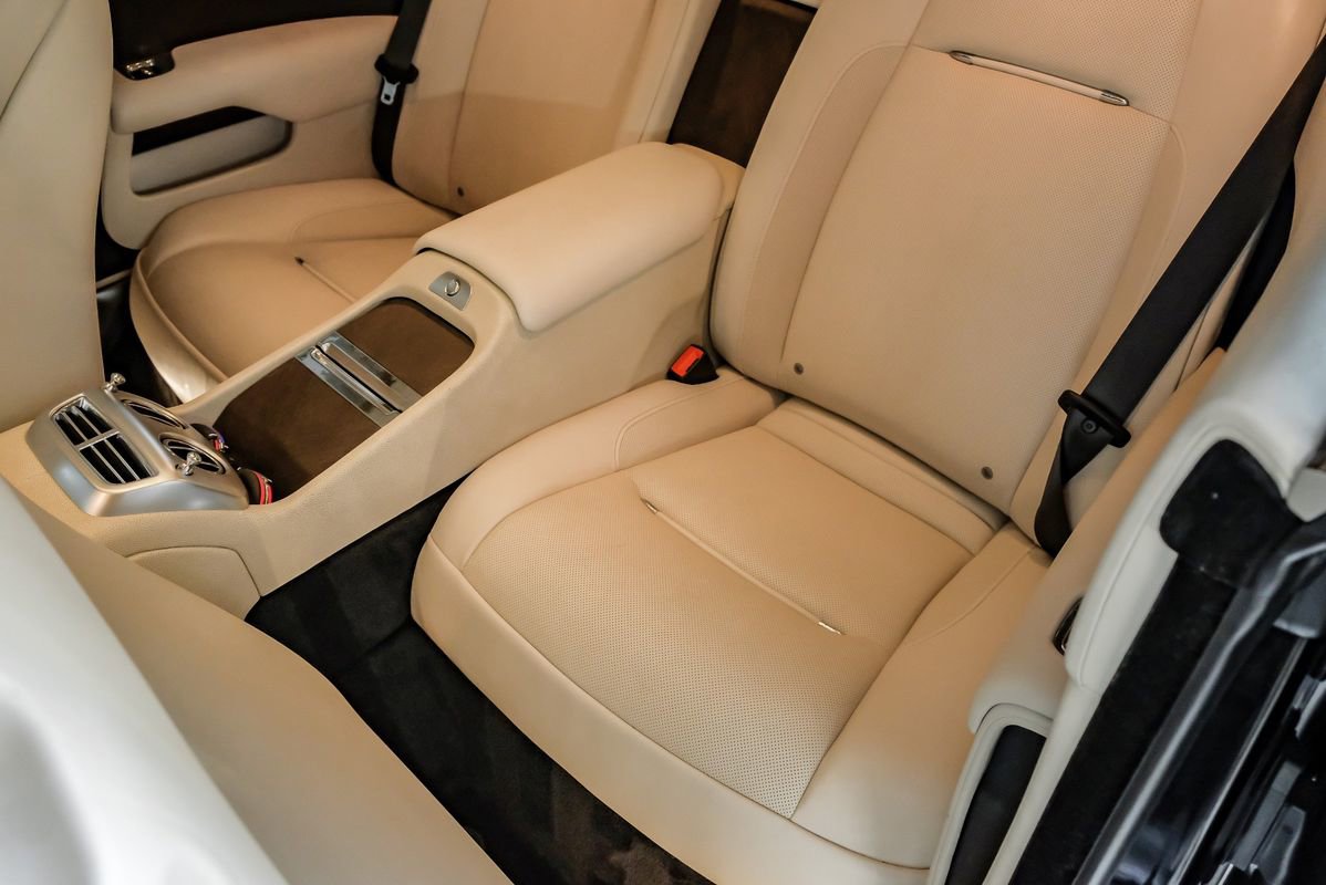 Used 2016 Rolls-Royce Wraith image 35