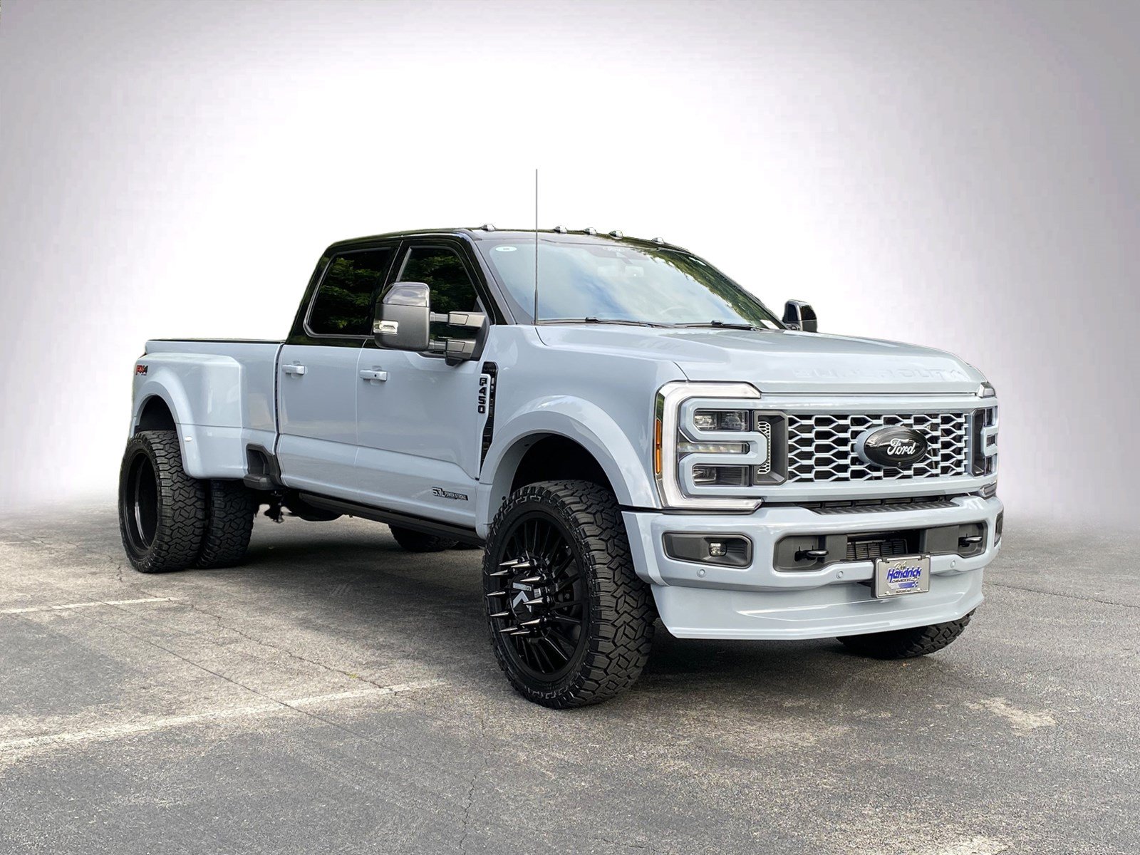 Used 2025 Ford F450 Platinum w/ FX4 Off-Road Package AWD/4WD video 2