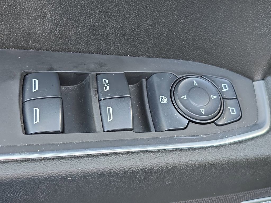 Used 2025 GMC Sierra 1500 Elevation w/ Preferred Package image 16