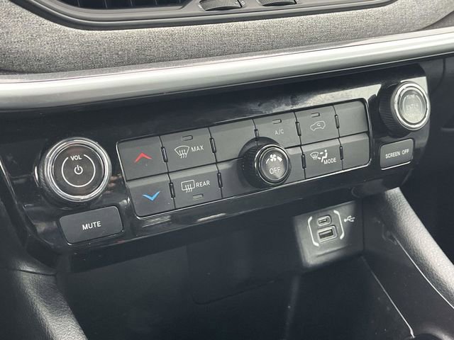 Used 2022 Jeep Compass Latitude w/ Sun and Sound Group image 31