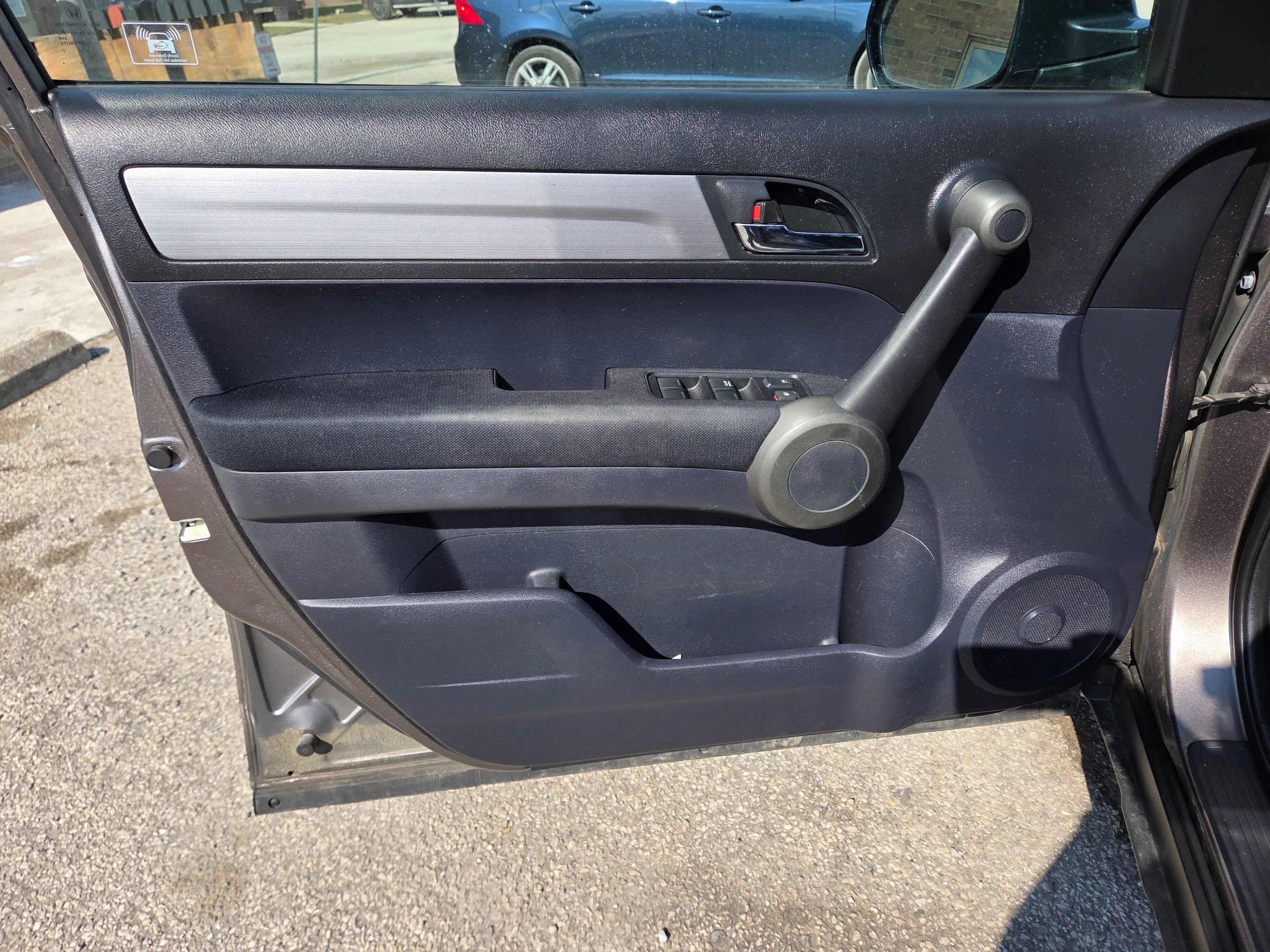 Used 2010 Honda CR-V EX image 17