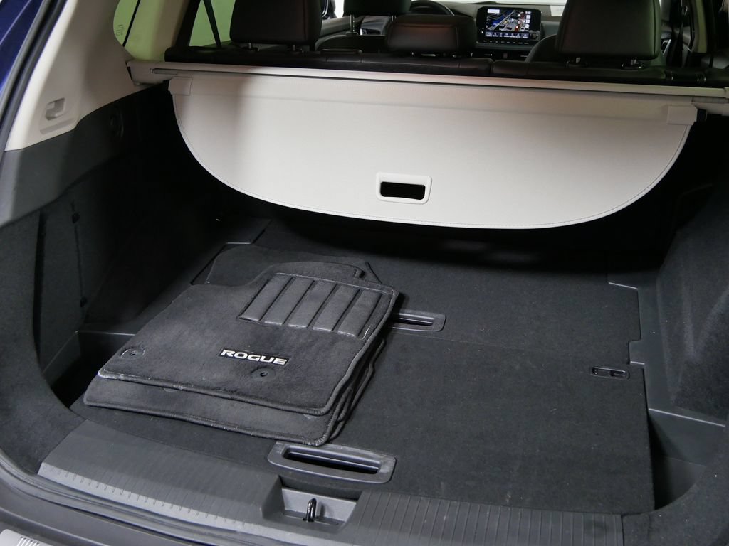 Used 2023 Nissan Rogue SL AWD/4WD image 6