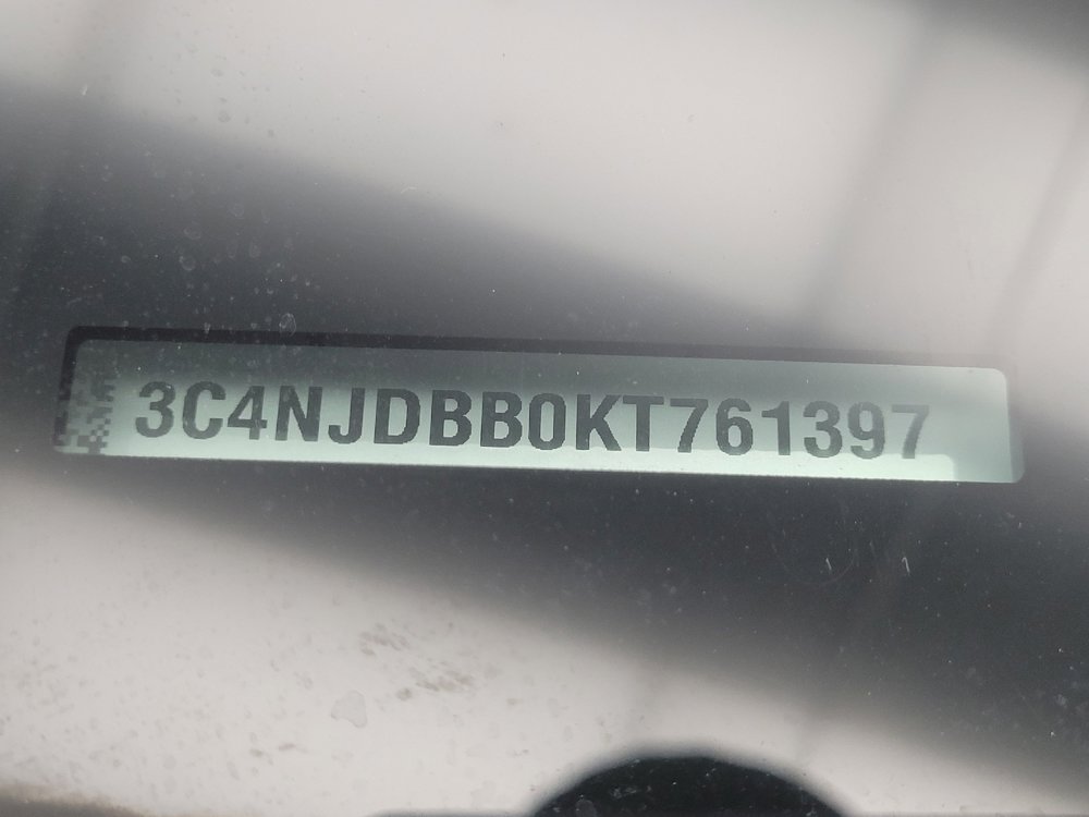 Used 2019 Jeep Compass Altitude image 33