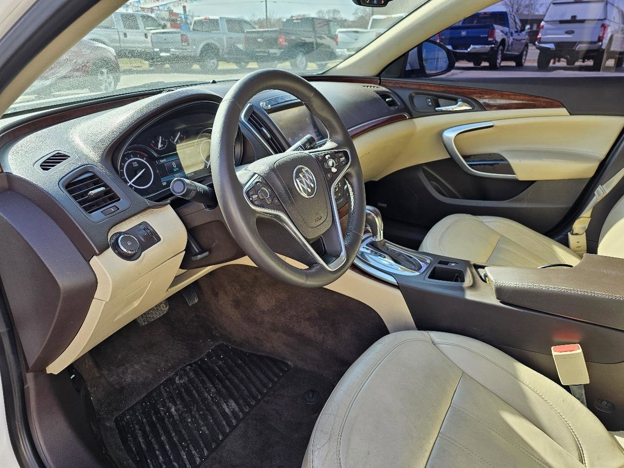 Used 2016 Buick Regal Premium w/ Driver Confidence Package #1 image 6