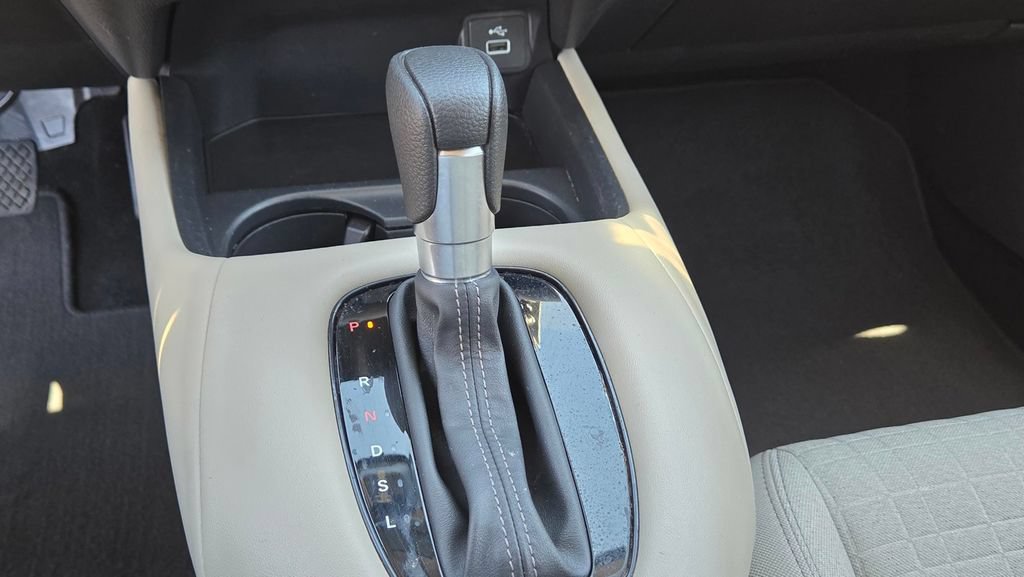 Used 2025 Honda HR-V LX image 24