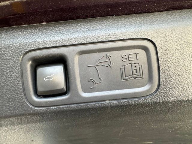 Used 2023 Ford Expedition Max XLT AWD/4WD image 35