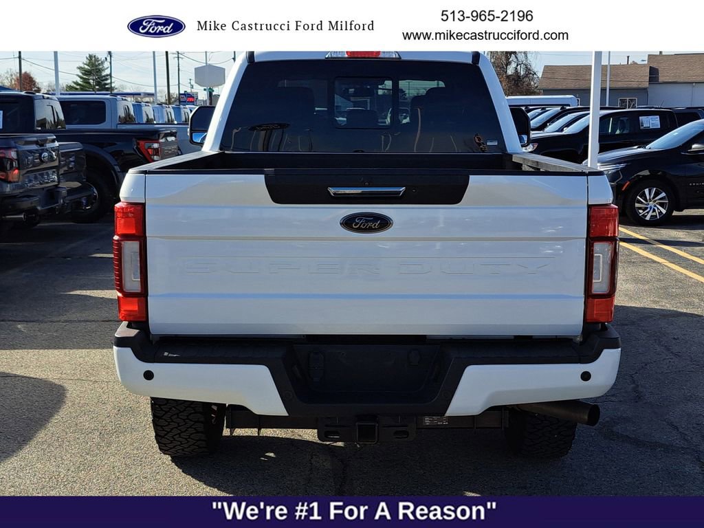 Used 2022 Ford F250 Lariat w/ Black Appearance Package image 4