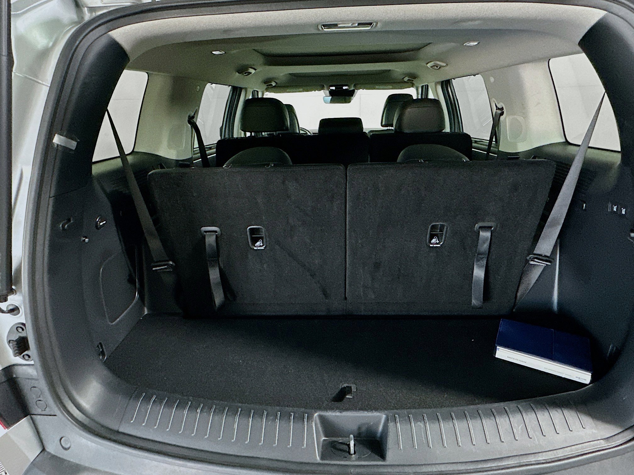 Used 2025 Hyundai Santa Fe Limited image 28