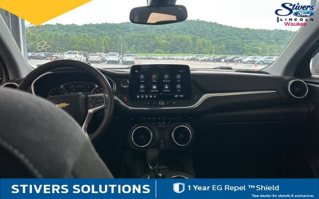 Used 2023 Chevrolet Blazer LT w/ Convenience Package AWD/4WD image 5