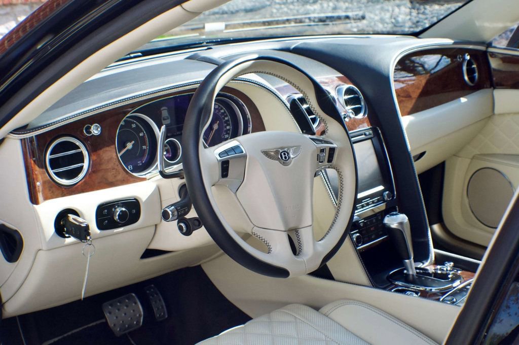 Used 2018 Bentley Flying Spur S V8 AWD/4WD image 23