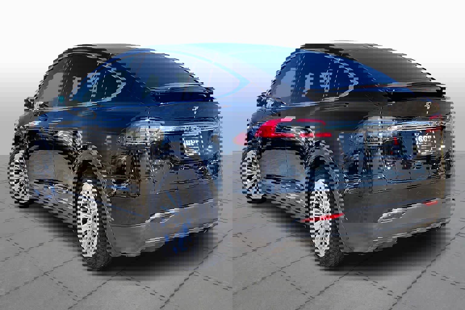 Used 2021 Tesla Model X Long Range image 11