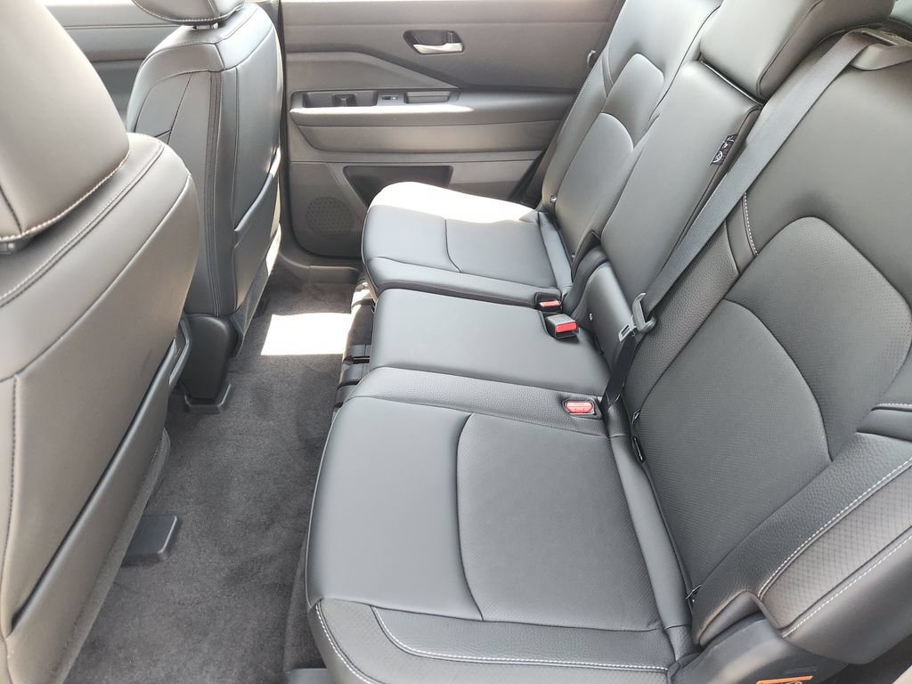 New 2026 Nissan Pathfinder SL FWD image 20