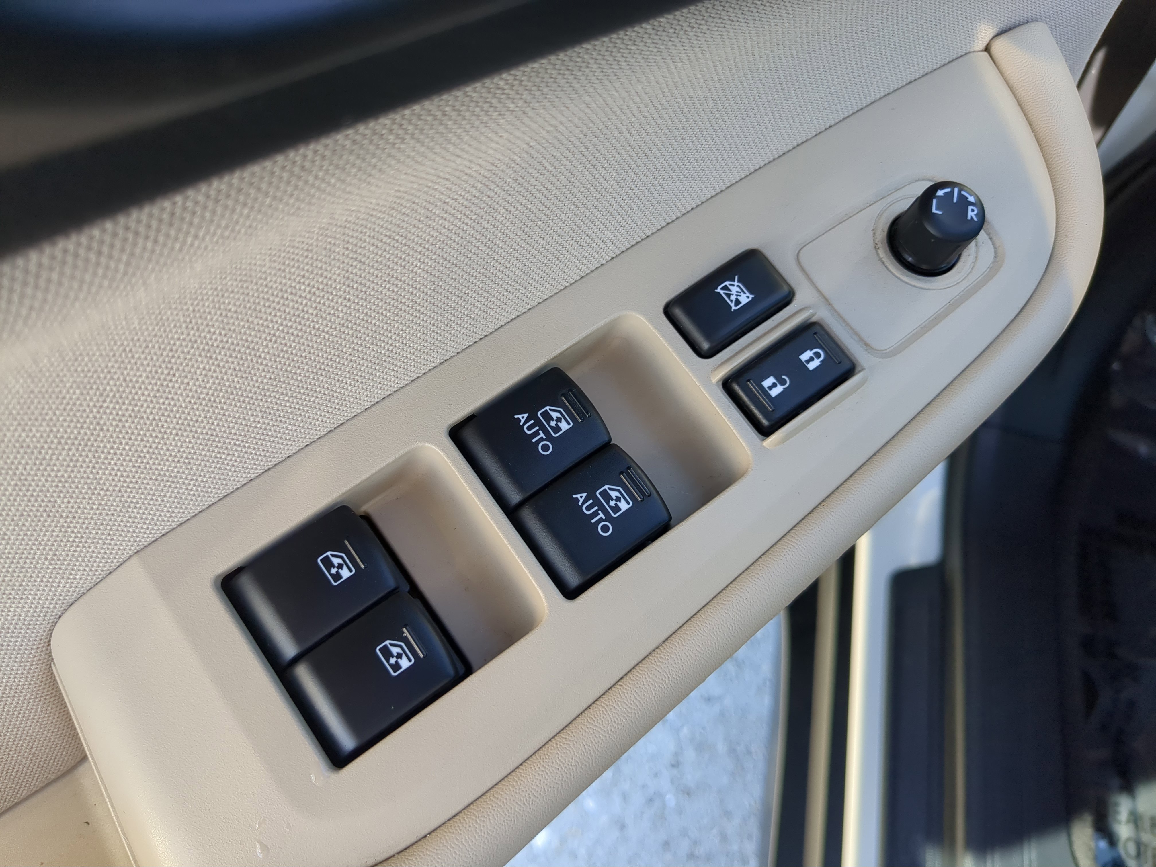 Used 2018 Subaru Outback 2.5i Premium w/ Popular Package #1 image 17