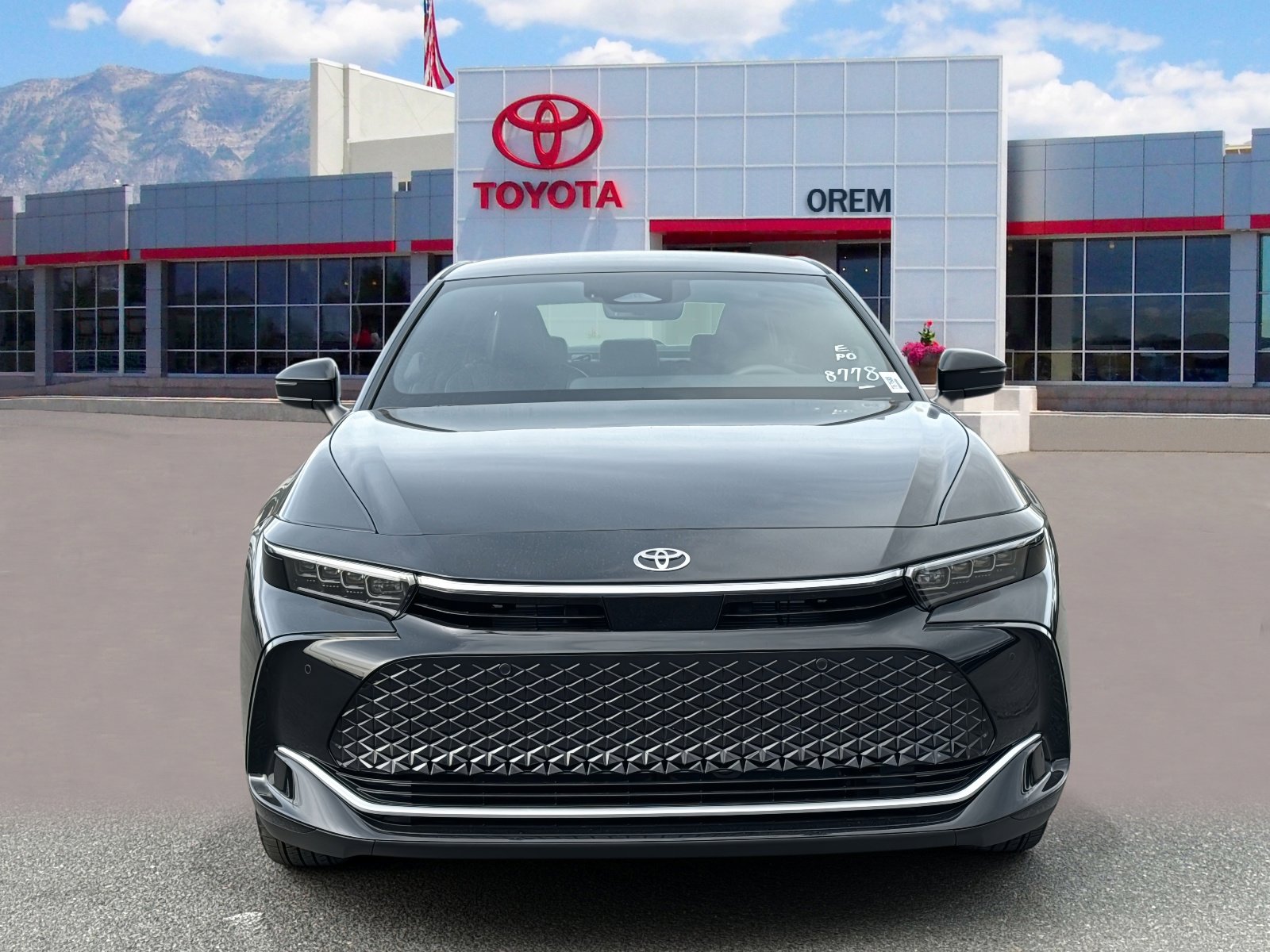 New 2026 Toyota Crown Nightshade image 2