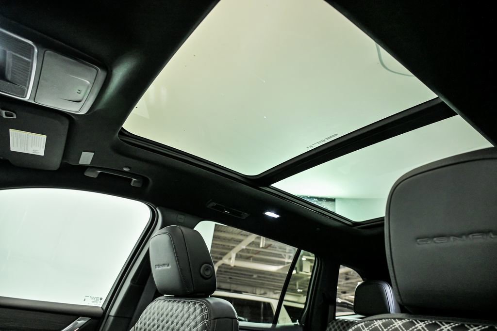 New 2026 GMC Acadia Denali w/ Super Cruise Package image 10