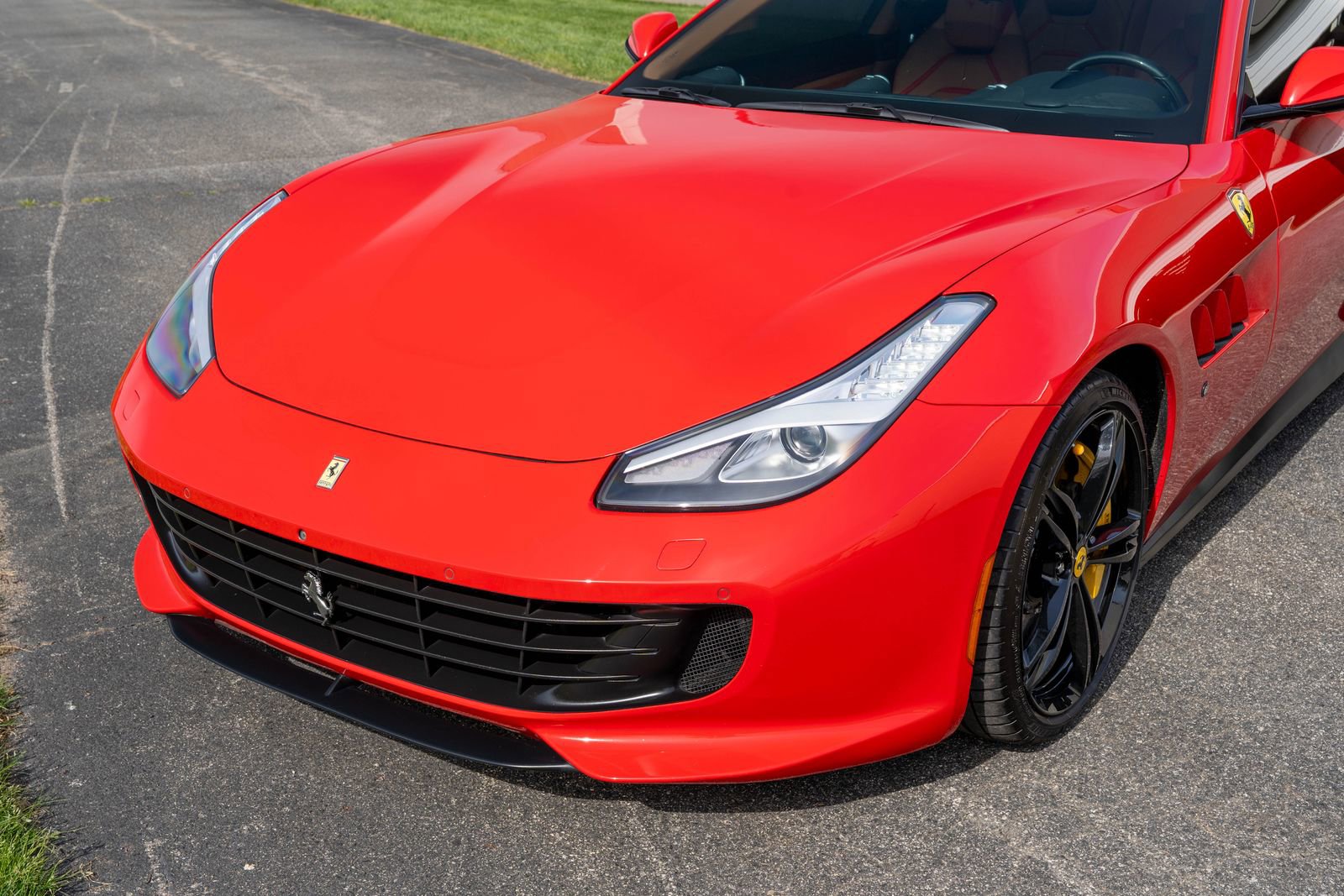Certified 2017 Ferrari GTC4Lusso image 24