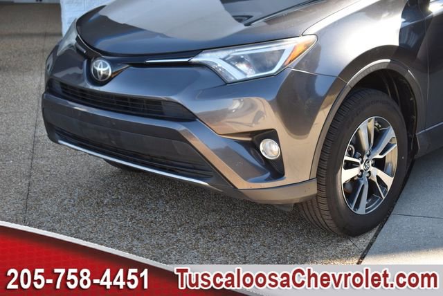 Used 2018 Toyota RAV4 XLE image 37