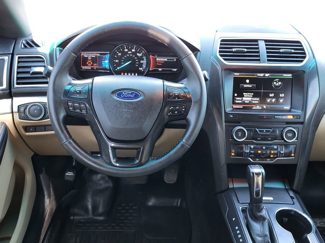 Used 2016 Ford Explorer XLT w/ Equipment Group 201A AWD/4WD image 34