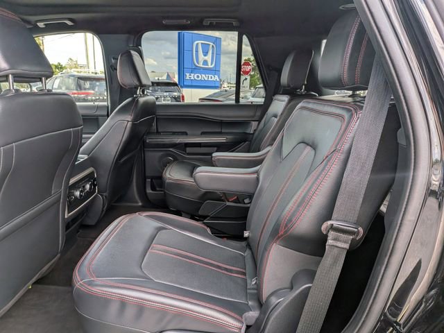 Used 2022 Ford Expedition Limited image 13