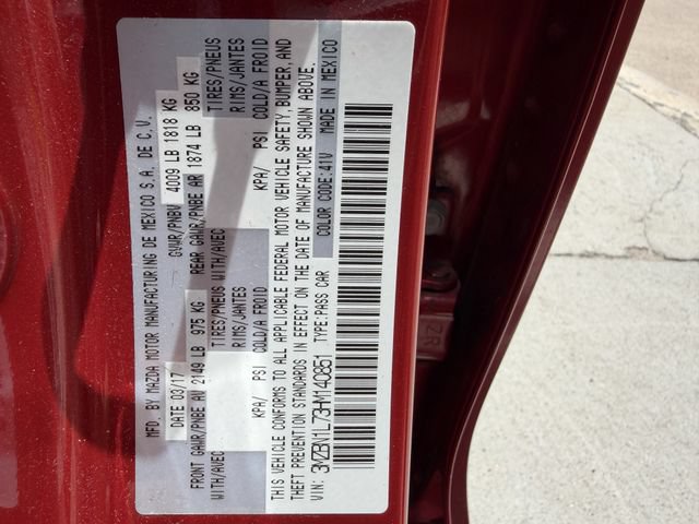 Used 2017 MAZDA MAZDA3 Touring FWD image 21