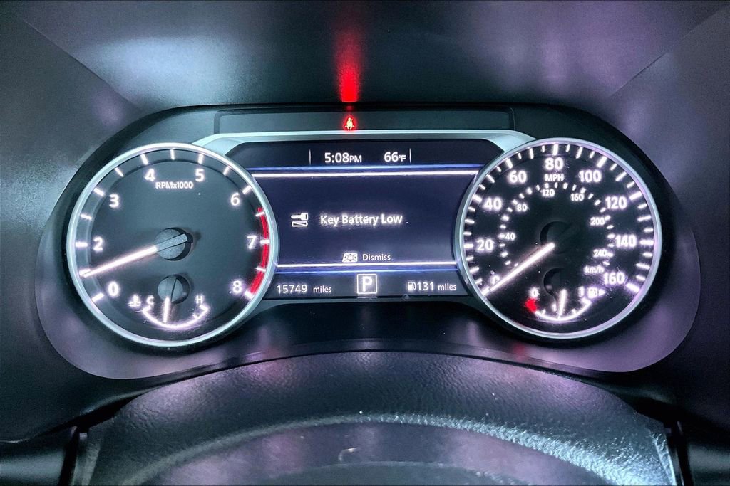 Used 2023 Nissan Sentra SR w/ SR Premium Package image 13