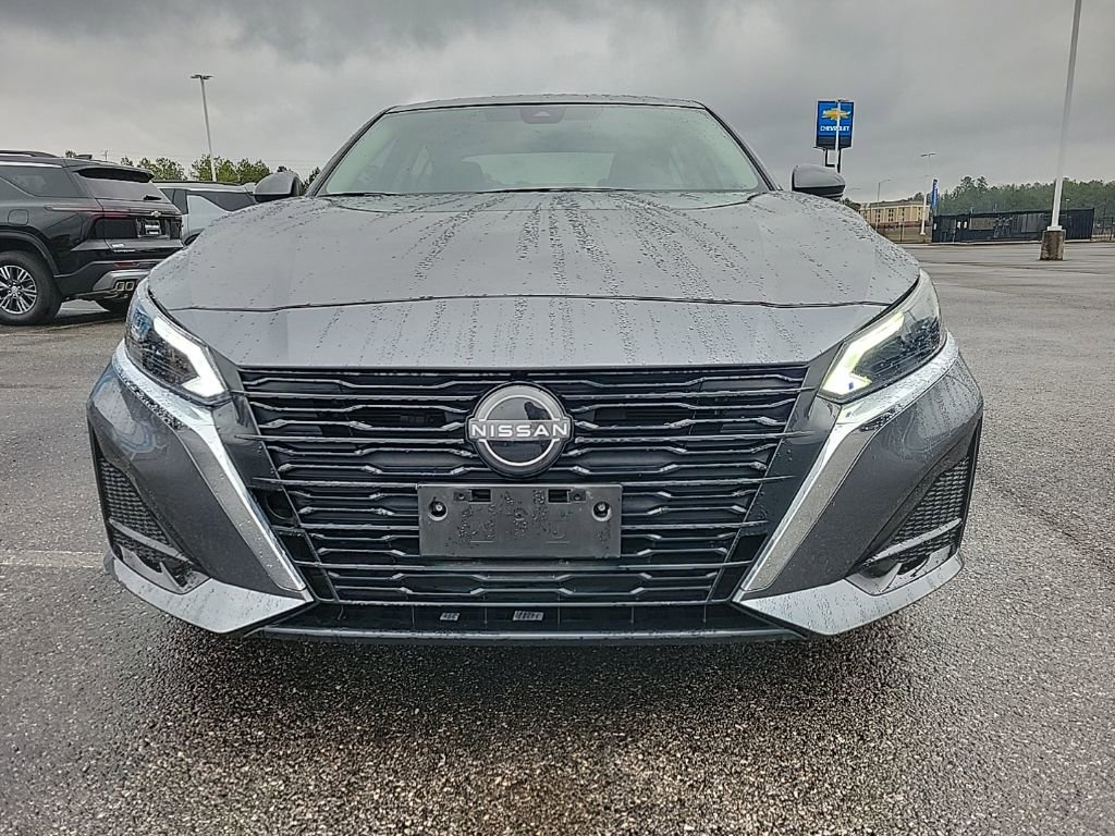 Used 2023 Nissan Altima 2.5 SL image 2