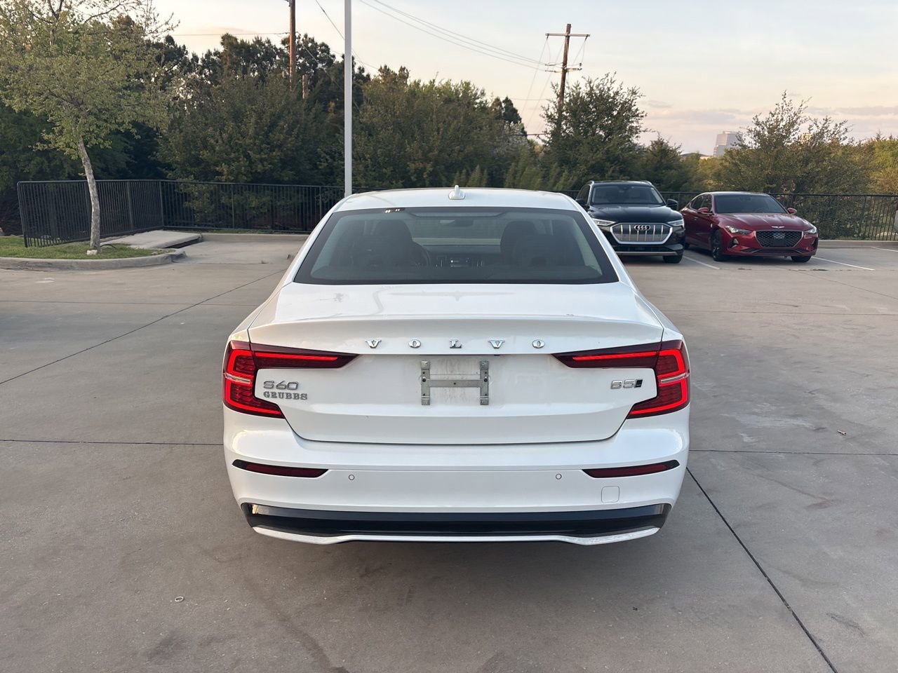 Used 2025 Volvo S60 B5 Plus image 6