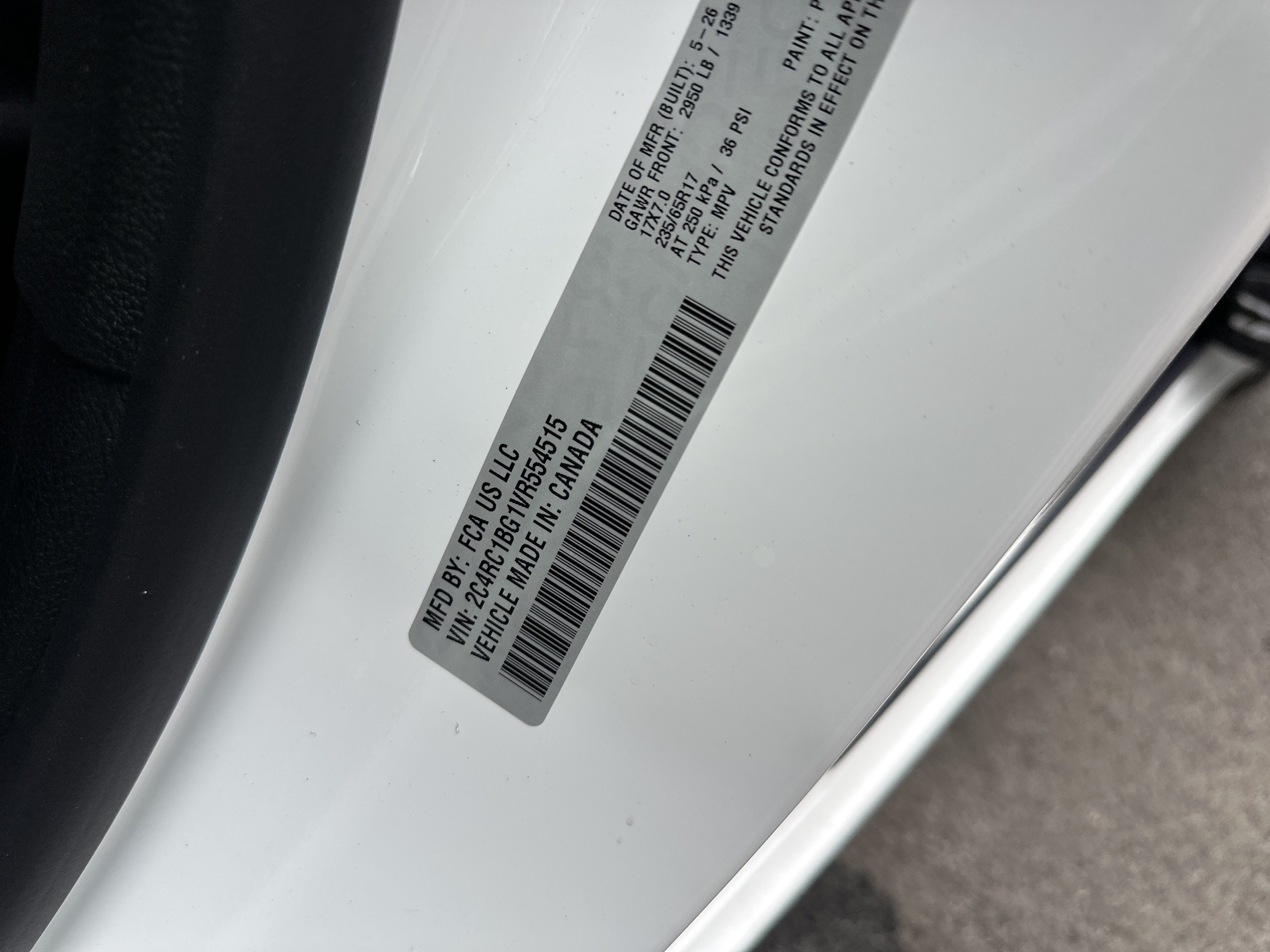 New 2027 Chrysler Pacifica Select FWD image 32