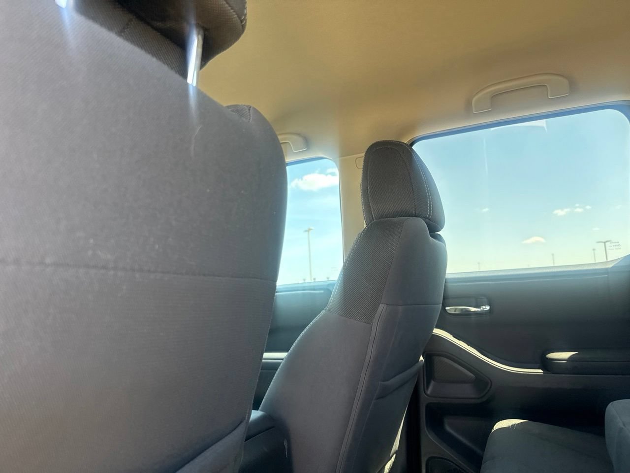 Certified 2022 Nissan Frontier SV AWD/4WD image 29