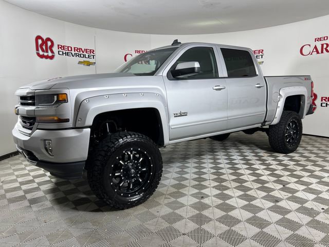 Used 2018 Chevrolet Silverado 1500 LT w/ Texas Edition image 3