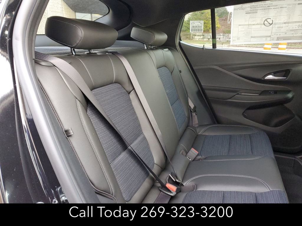 New 2025 Buick Envista Preferred w/ Advanced Safety Package image 25