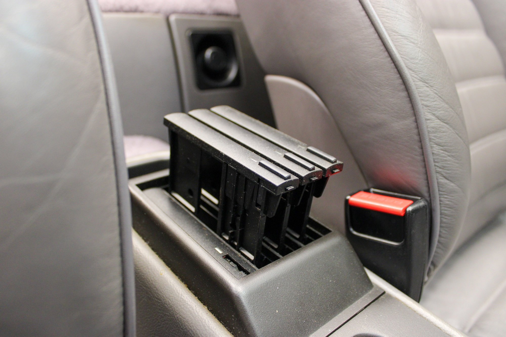 Used 1992 Porsche 911 America Roadster image 49