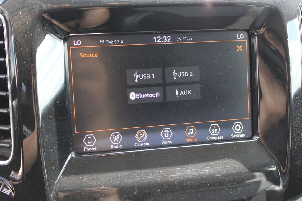 Used 2021 Jeep Compass Latitude w/ Sun and Sound Group AWD/4WD image 20