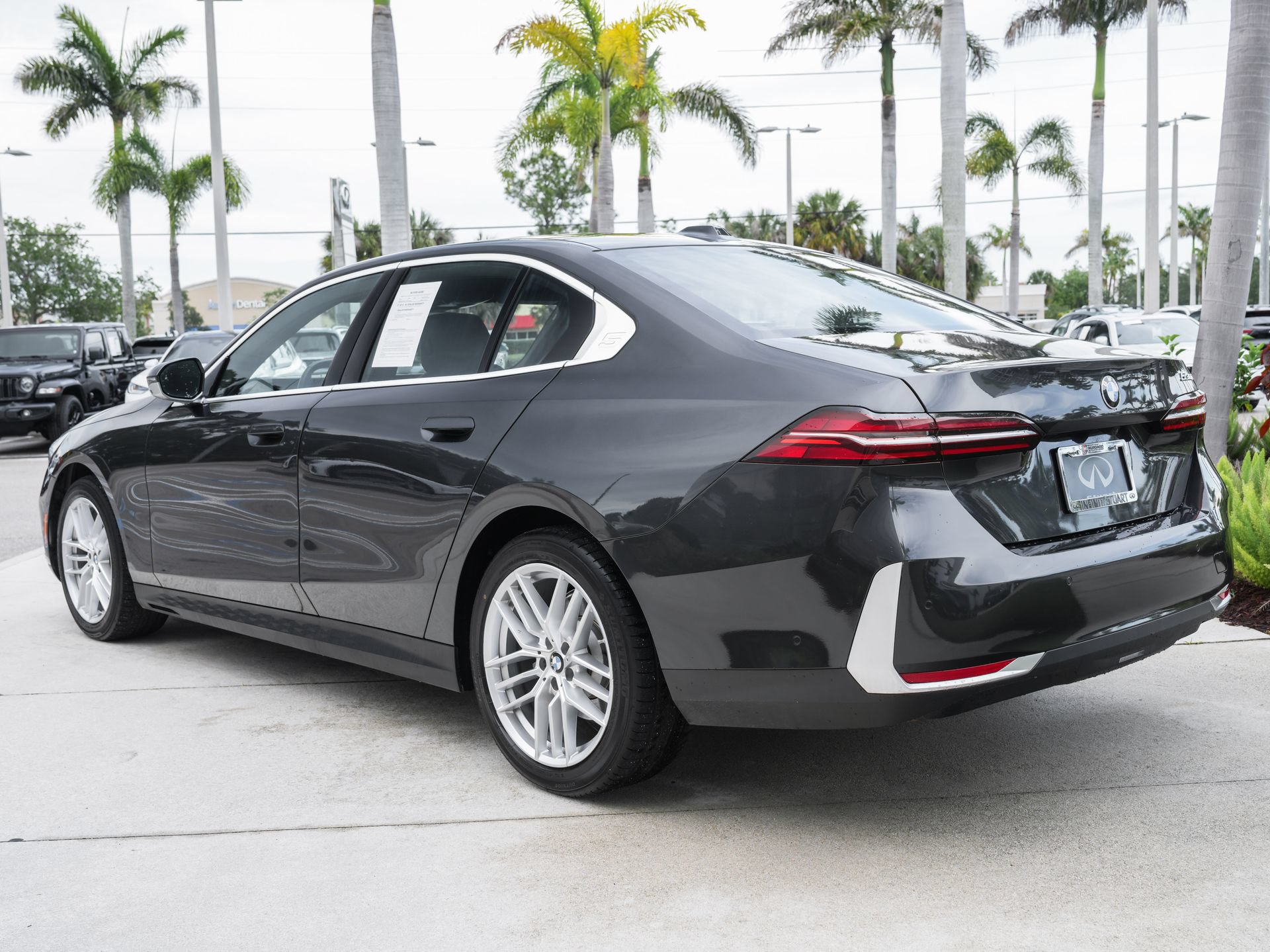 Used 2024 BMW 530i RWD image 27