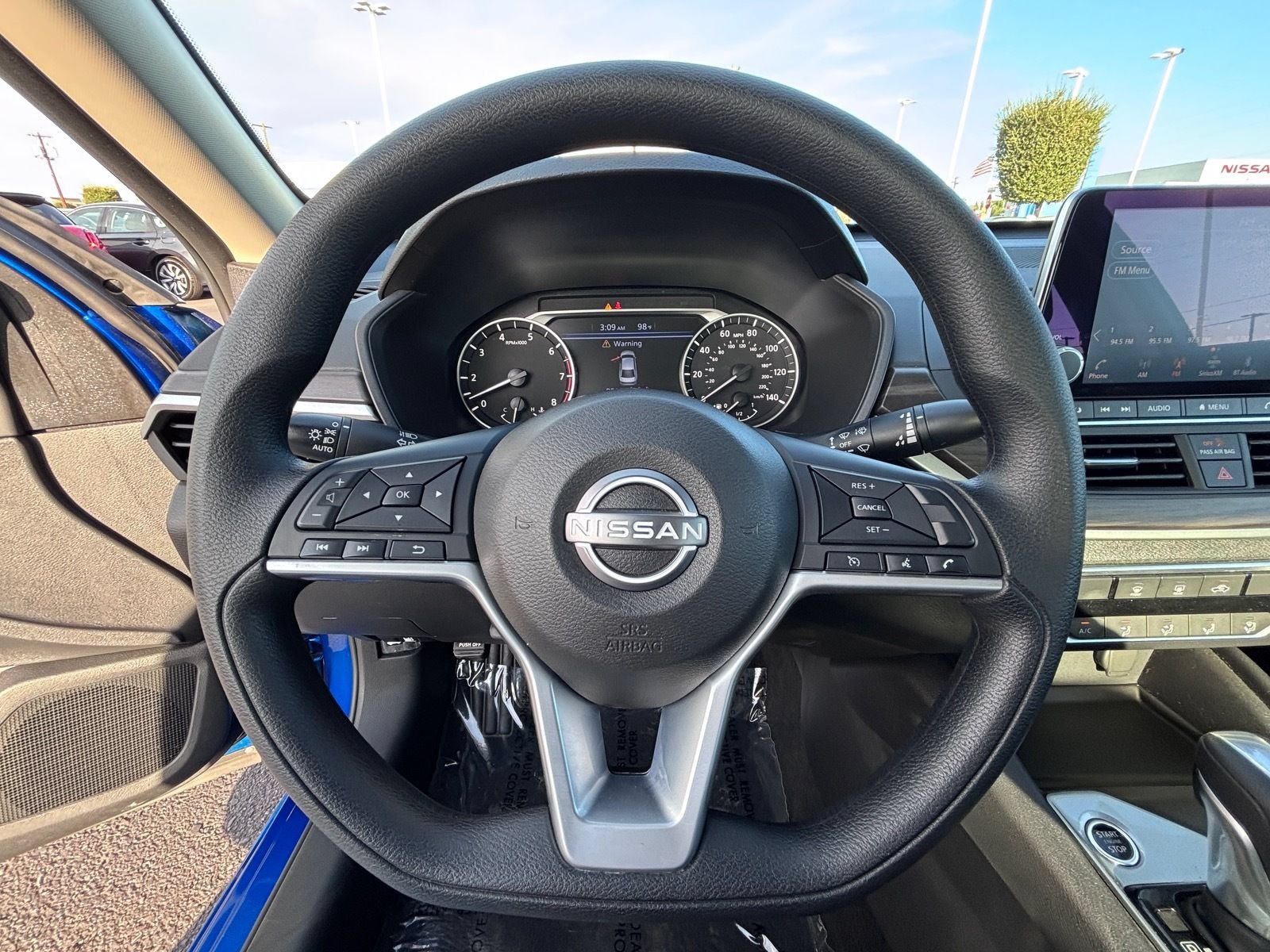 Used 2025 Nissan Altima 2.5 SV FWD image 22