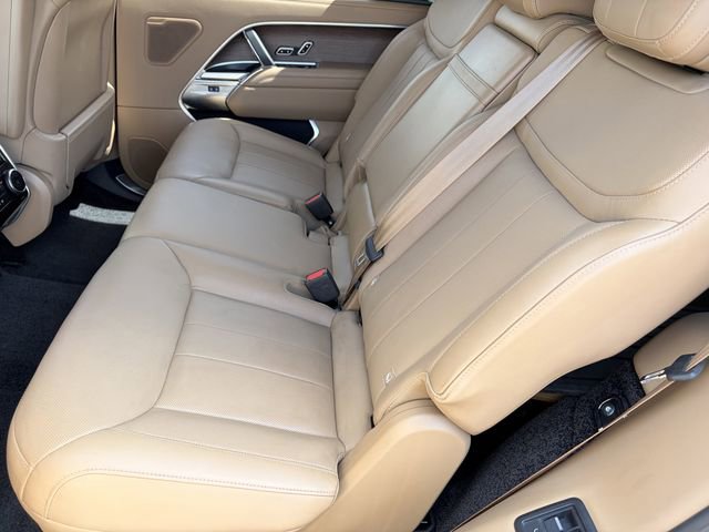 Used 2025 Land Rover Range Rover Long Wheelbase SE AWD/4WD image 26