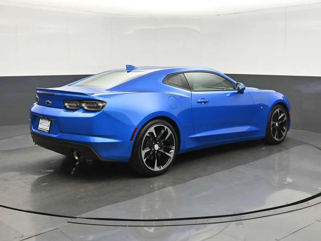 Used 2024 Chevrolet Camaro LT w/ RS Package RWD image 7