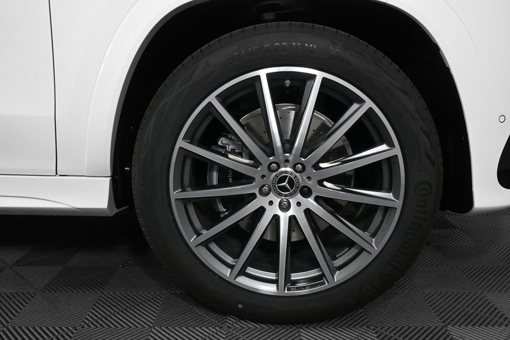 New 2026 Mercedes-Benz GLS 450 4MATIC image 37
