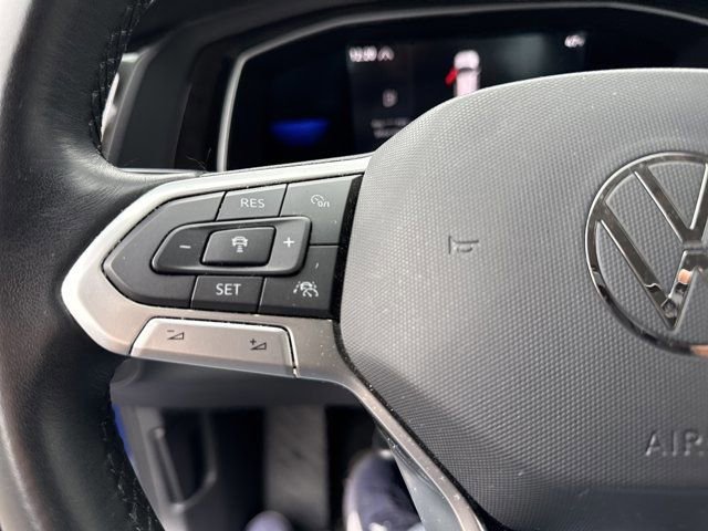 Used 2022 Volkswagen Jetta SE image 22