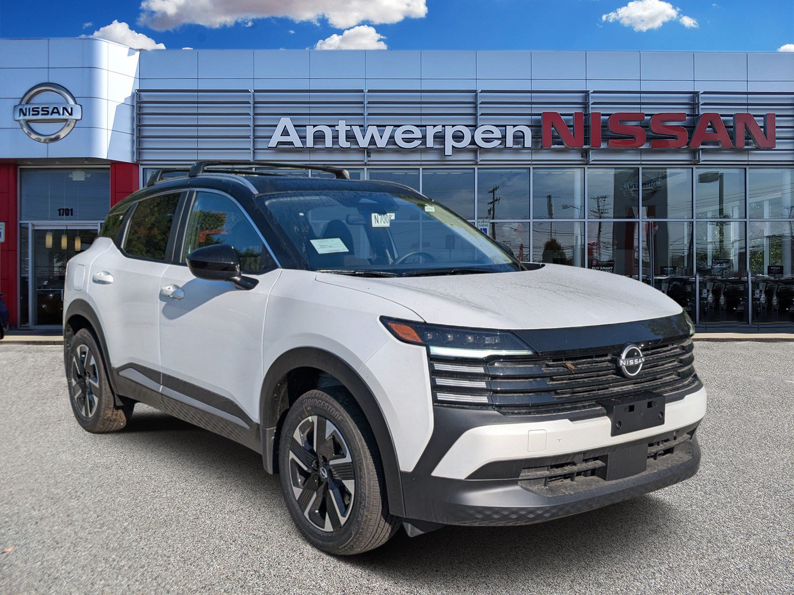 New 2027 Nissan Kicks SV w/ SV Premium Package AWD/4WD image 1