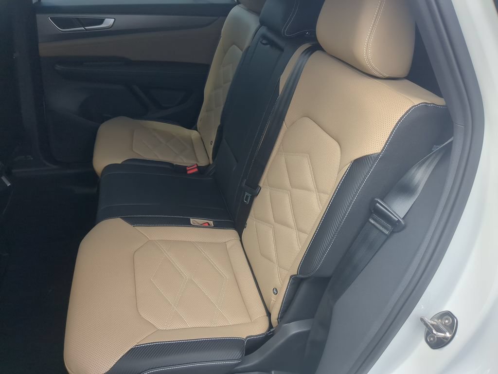 New 2026 Volkswagen Atlas Cross Sport SE FWD image 15