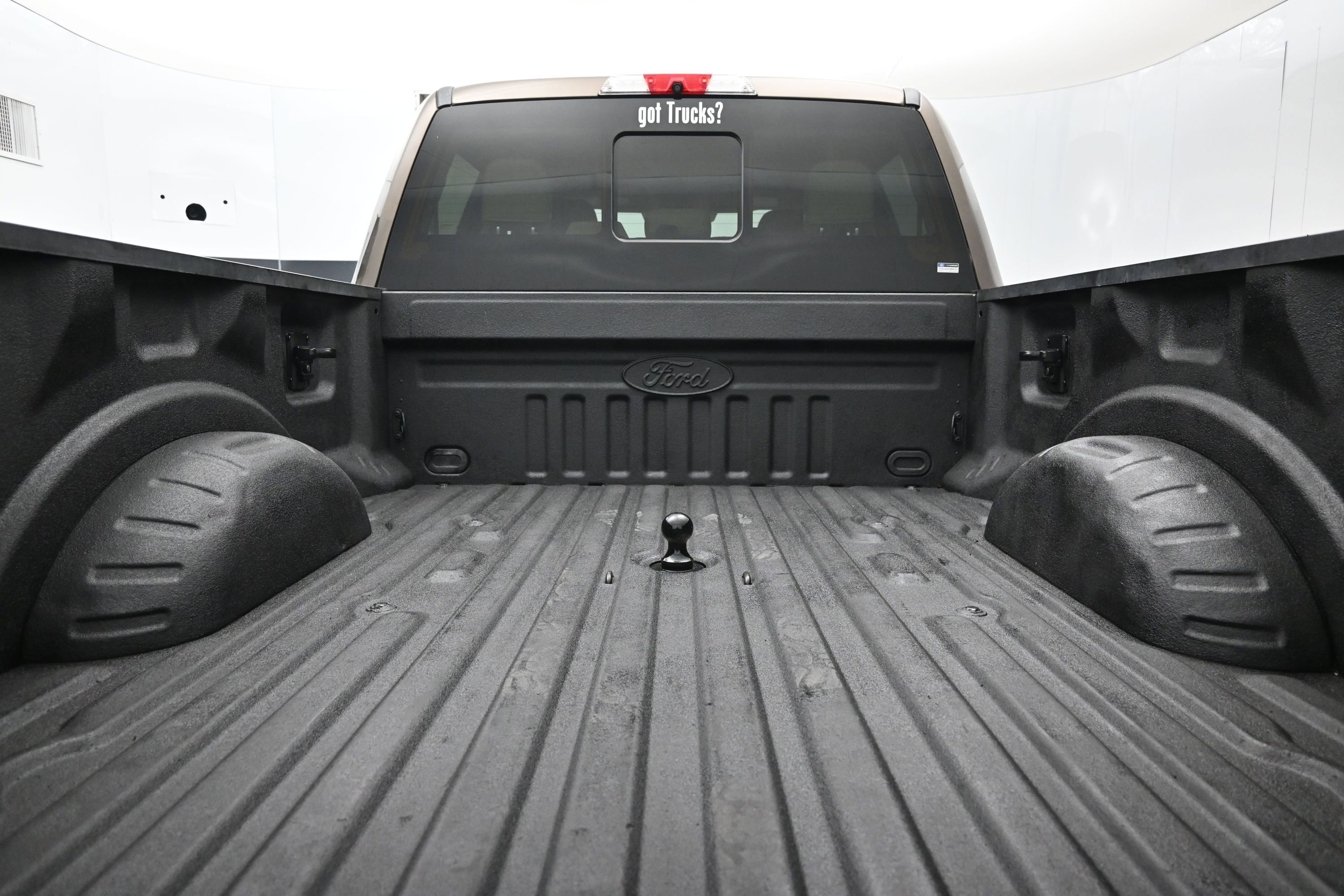 Used 2017 Ford F250 Lariat AWD/4WD image 7