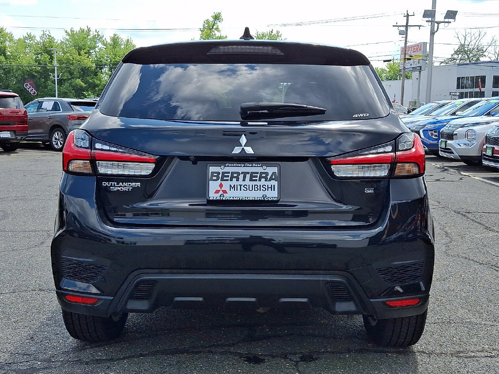 Used 2024 Mitsubishi Outlander Sport SE AWD/4WD image 5