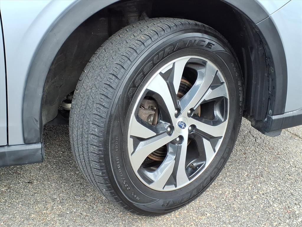 Used 2020 Subaru Outback Limited image 9