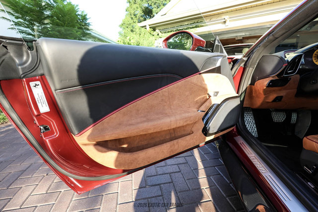 Used 2025 Ferrari Roma Spider RWD image 35