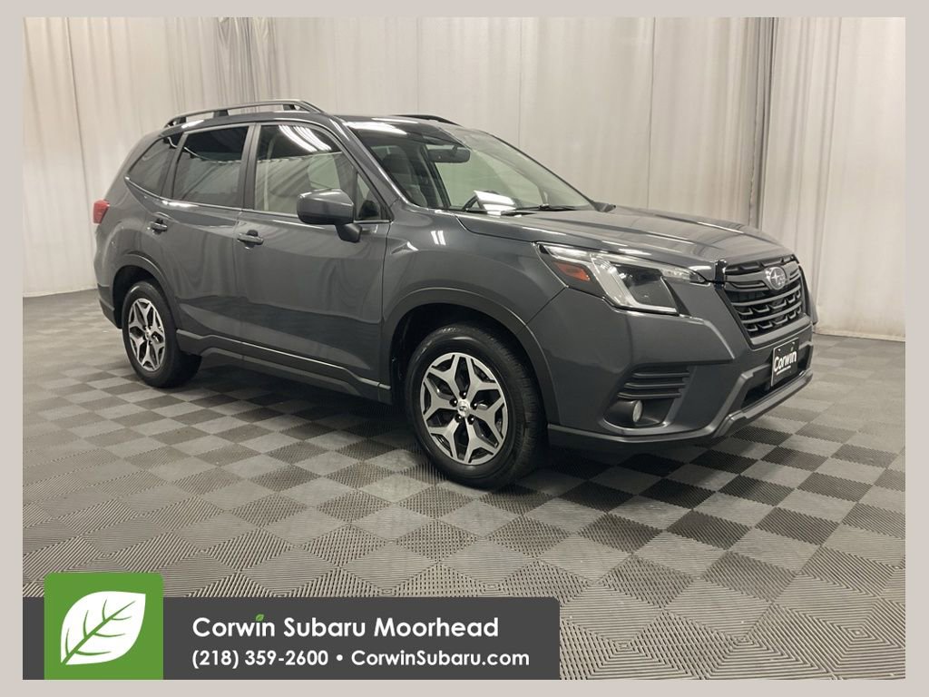Used 2023 Subaru Forester Premium AWD/4WD image 1